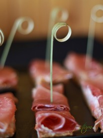 Torta de pan de Folgueroles con jamón serrano